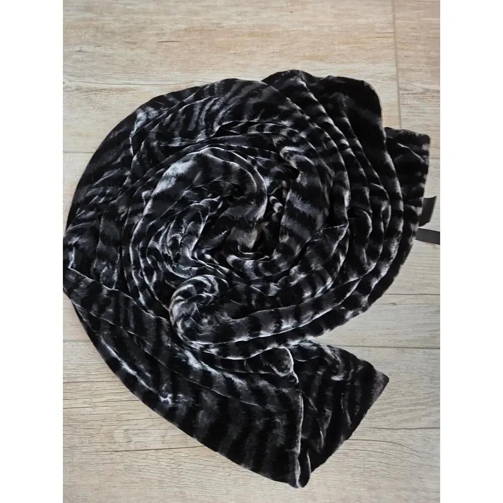 Kenneth Cole Black Velvet Striped‎ Scarf Rayon Silk Blend Women's Accessory